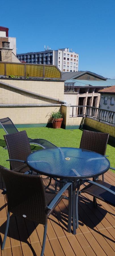 ÁTICO AUDITORIO disfrute sus 40 metros de terraza orientada al sur Oviedo Exterior foto